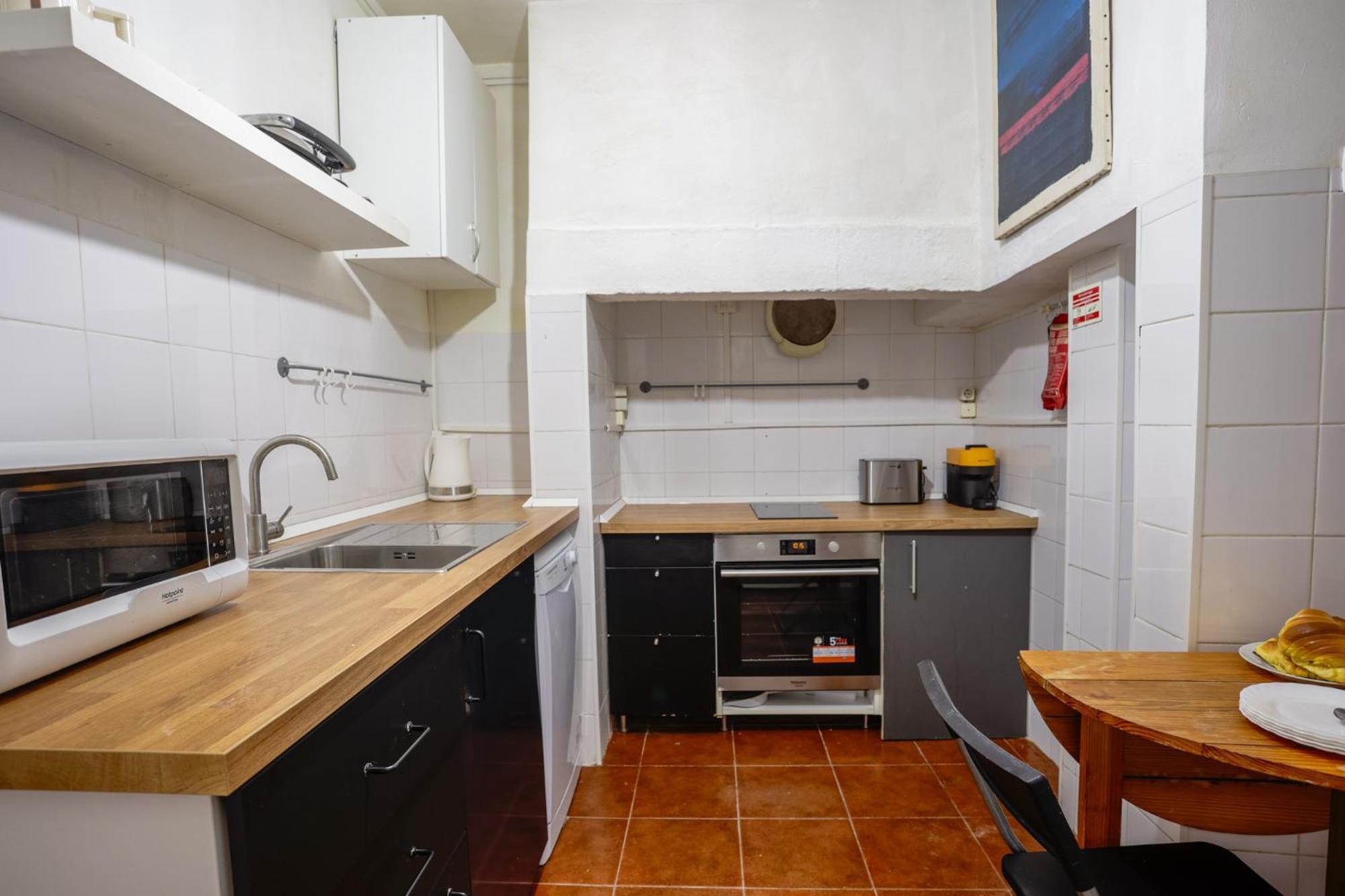 Lovely Apt In Bairro Alto Лиссабон Экстерьер фото